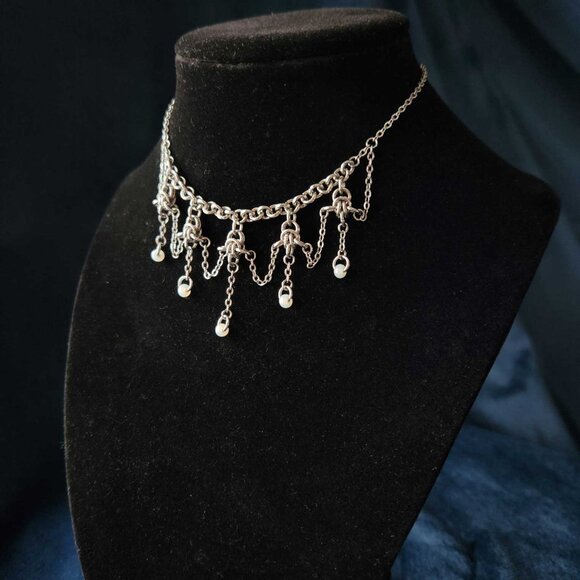 Victorian fairy princess chandelier necklace with a small silver chain - Picture 2 of 10